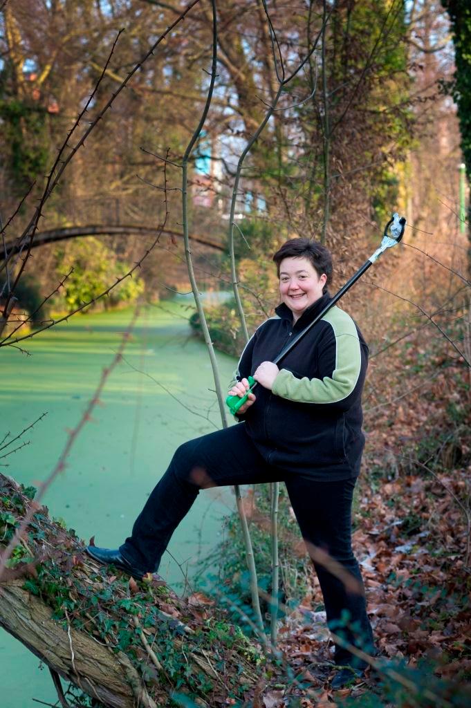 Vrouw in het bos Vrouw in het bos