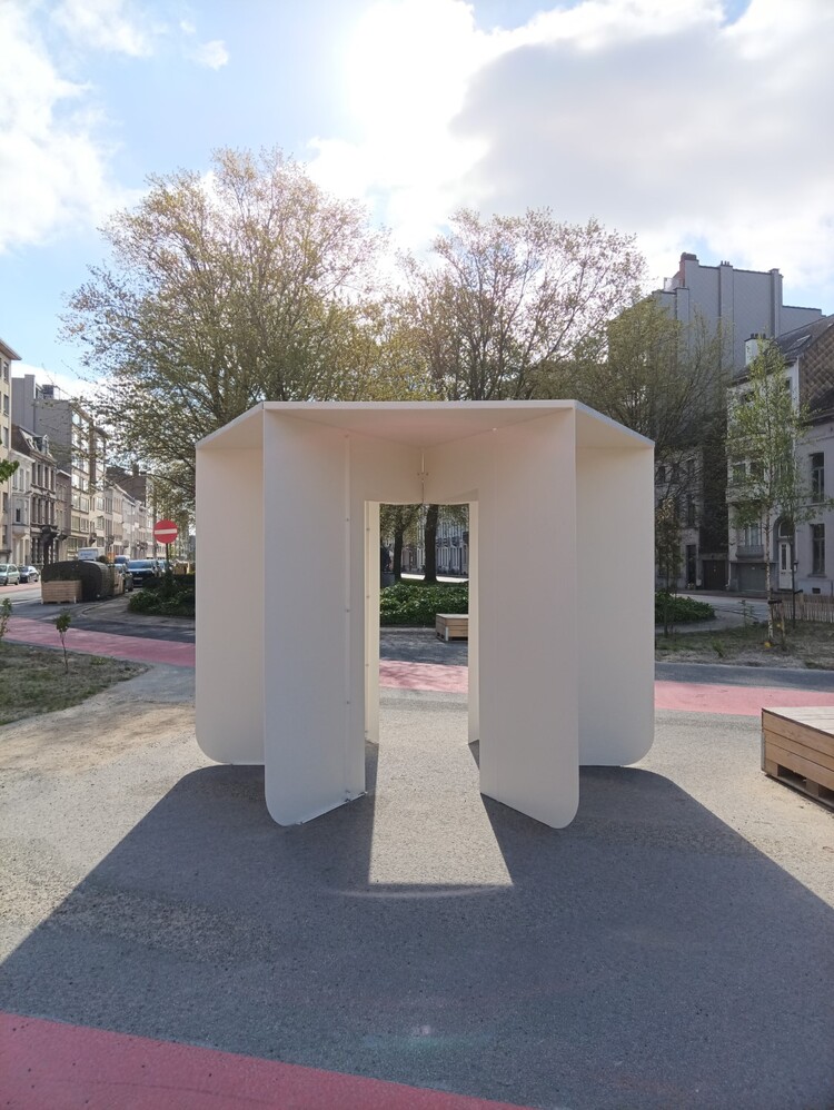 Papieren Kiosk (c) M.ARS