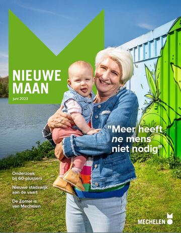 Een grootmoeder met haar kleindochter van 9 maanden oud aan de Eglegemvijver in Hombeek