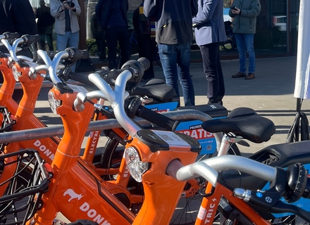 Deelmobiliteit in de Gandhiwijk en aan het Oud Oefenplein