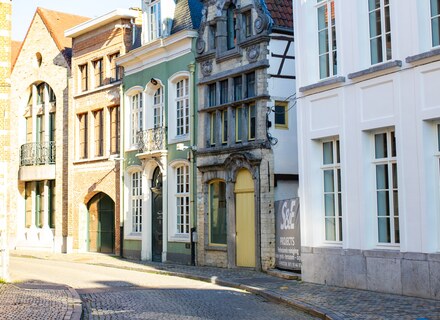 De werken aan de vliet in de Sint-Katelijnestraat hervatten
