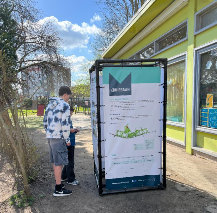 Infototem Kruisbaan